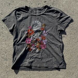 Woman’s Lucky Brand Graphic Shirt